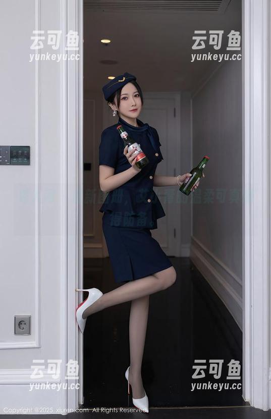 秀人网 - 最新图册，艾小青的温柔可真懒得防备。