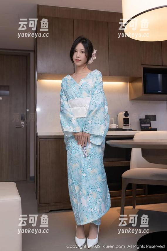 秀人网 - 私房小妖精茜茜Kimi，兔女郎美图看得人想跌倒
