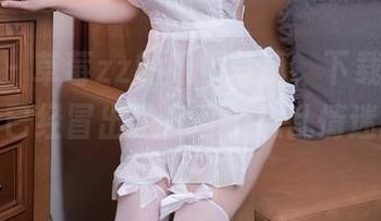 秀人网 – 草莓zz的眼镜写真，下载的时候脑子里已经冒出了几百个意乱情迷的瞬间。