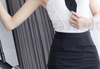 秀人网 – 福利时间：谭小灵的透明写真，恍若披着晨雾。
