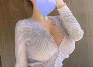 微密圈 – 童小芯&妹妹：最新图包，你说，这组合能不能成为下一个撒糖王国的代言人？