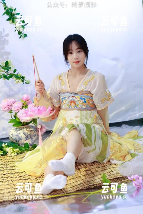 绮梦摄影 - 安吉拉的写真集：无修无水印，完美分享？胆敢试试？
