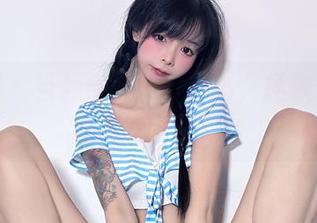 微密圈 – 当聂傲娇化身秘书，拯救一天的精选原图时光！