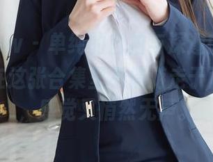 花漾show – 单纯的自拍与深邃的私拍，顾欣怡在这张合集里不停游走于两者之间，感觉又悄然无声。