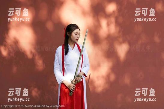 蜜桃社 - 木楠Nan的最新作品集：空姐，分分钟让你怀疑人生，真能飞吗？