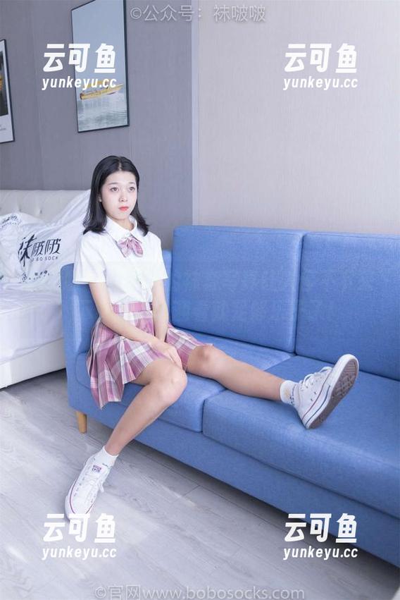 袜啵啵 - 小甜豆的袜套写真让人停不下来，下载后光是翻看就足够乐子了！
