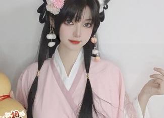 大家快来，许枳的黑白图包又浪又野