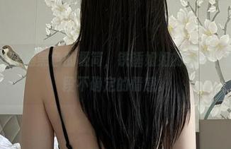 微密圈 – 穿越黑色的极简，铁锤姐姐的写真，像极了一段不确定的情感。