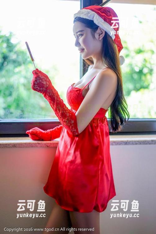 青豆客 - 蛋蛋酱的网袜写真集，看完只想说：“哎呀，这腿真美！”