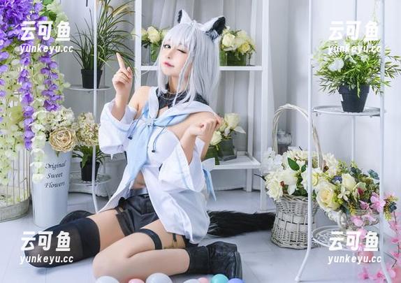 猜猜黑猫猫ovo这次又会为毛衣赋予怎样的气场，图集必看！